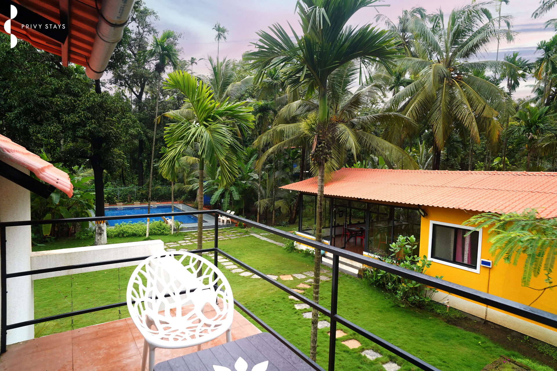 Premium Private Cottage 3