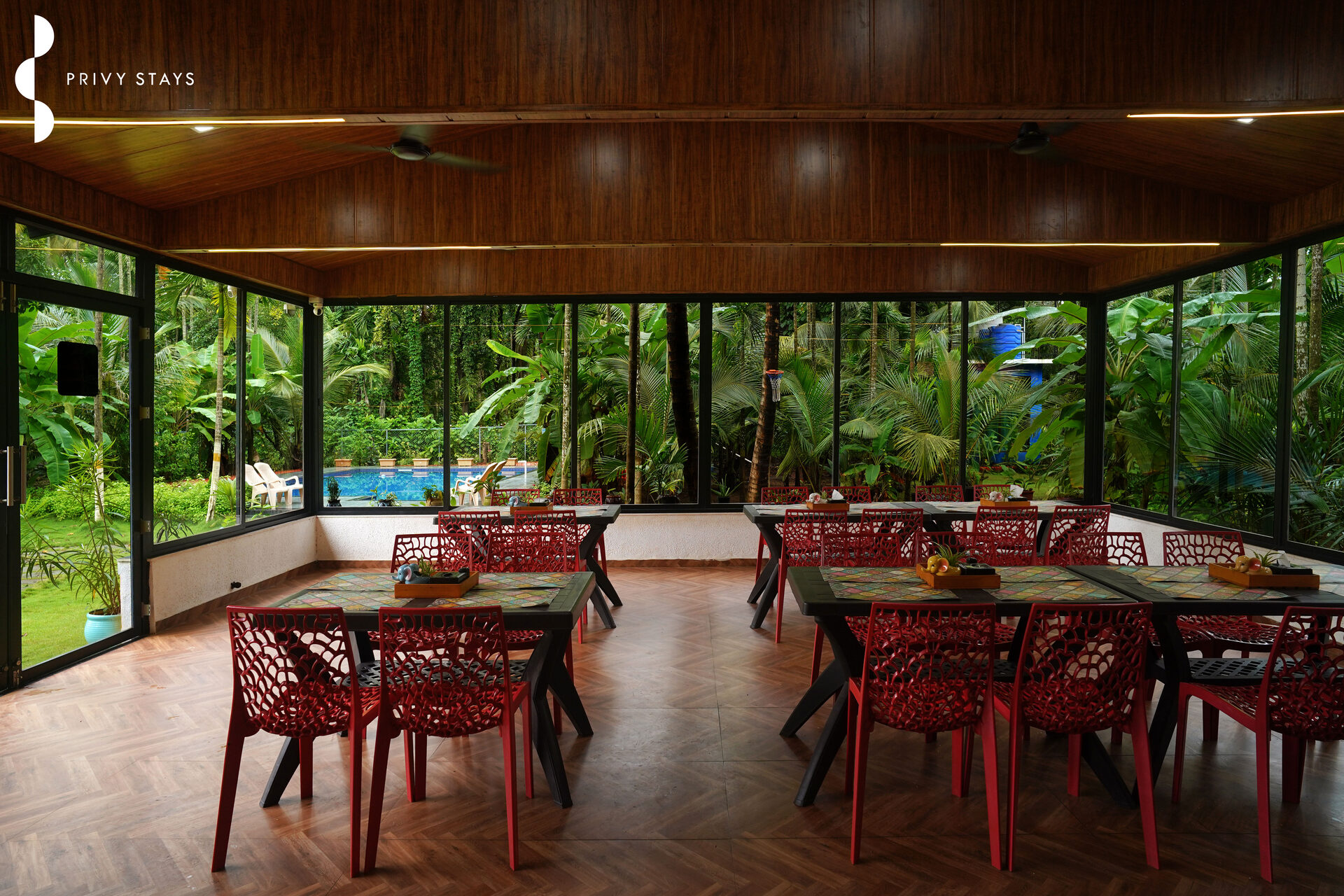 Premium Private Cottage 4