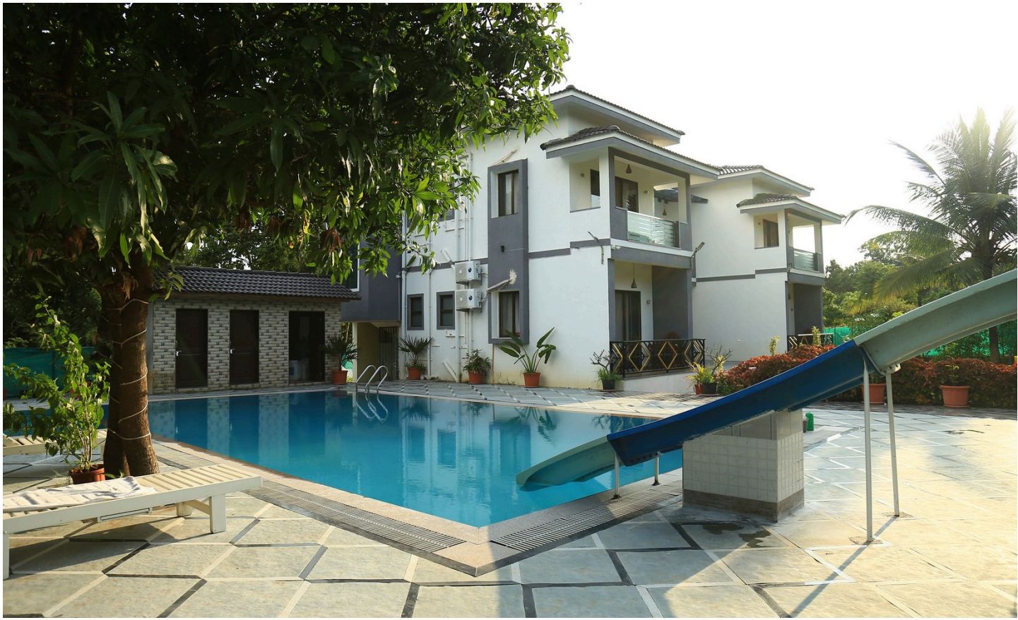 Luxe Forest Villa 6