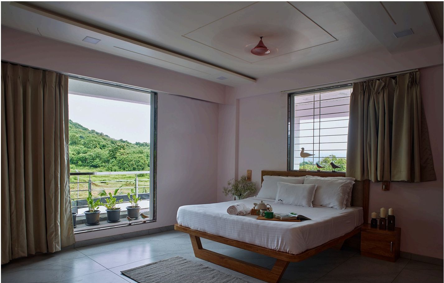 Hillside Villa 8