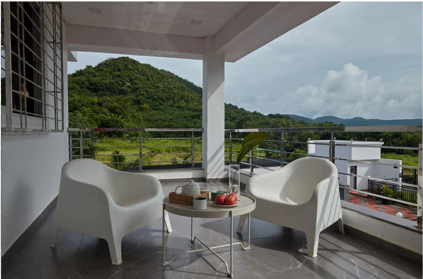Hillside Villa 10